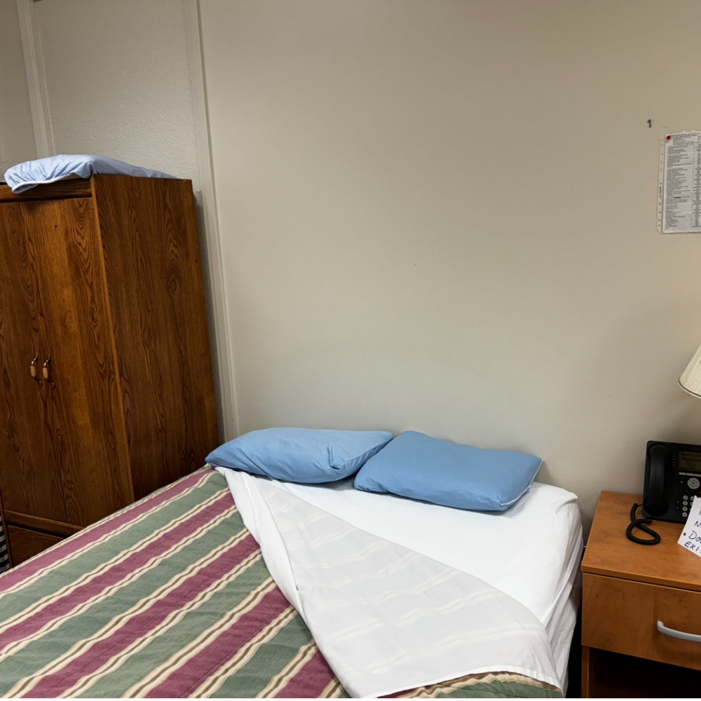 Doctors Sleep Room, Barrhead AB